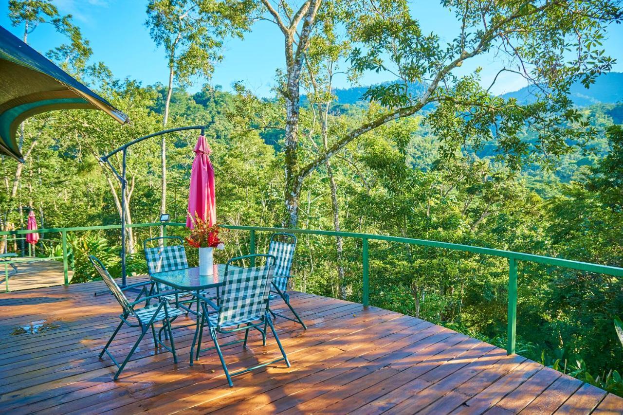 Manoas Bed & Breakfast Uvita Exterior photo