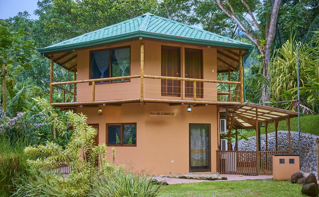 Manoas Bed & Breakfast Uvita Exterior photo